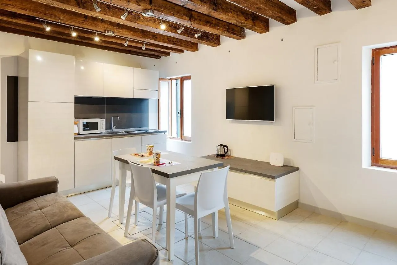 Cannaregio Elegant Apartment Venetië